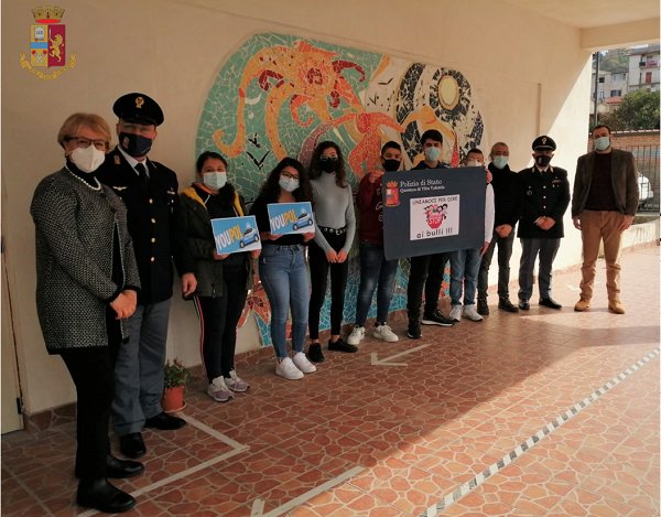 incontro scuola polizia tropea