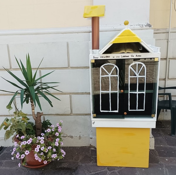 book crossing palazzo della cultura crupi