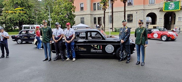 guardia di finanza - mille miglia