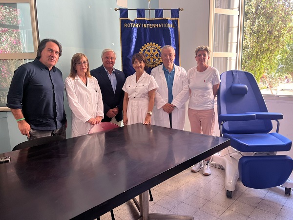 Poltrona oncologica - Rotary club Reggio Calabria Est