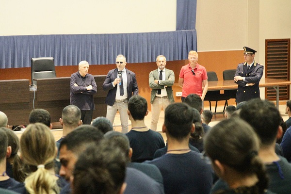 don luigi ciotti - scuola allievi agenti stato vibo