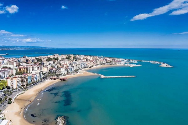 lungomare porto crotone