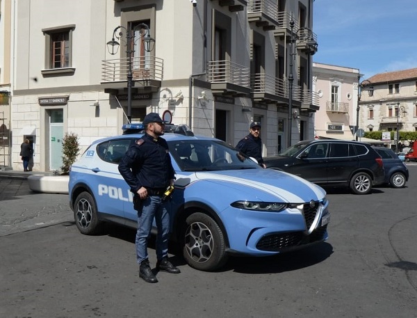 polizia di stato - crotone