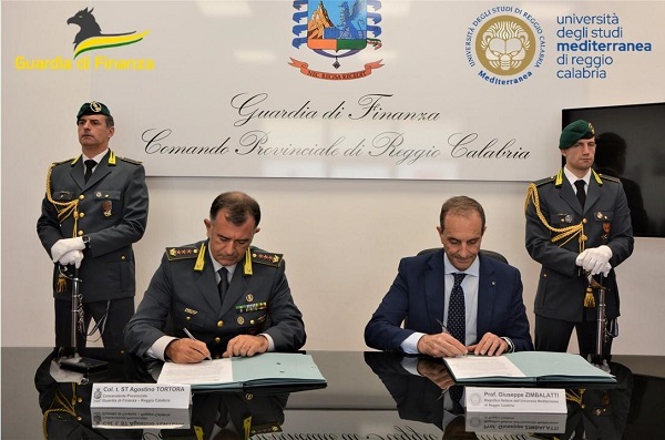 firma protocollo università mediterranea - guardia di finanza