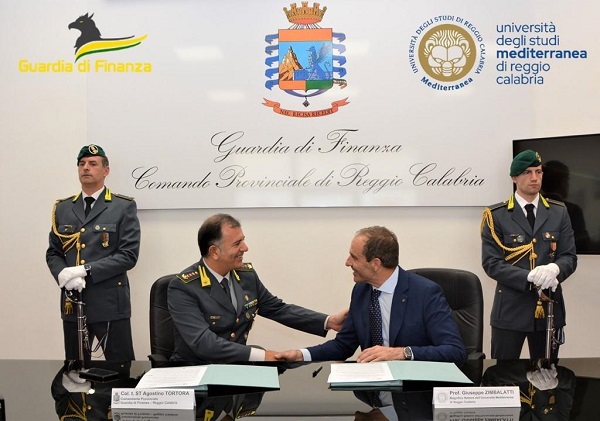 firma protocollo università mediterranea - guardia di finanza