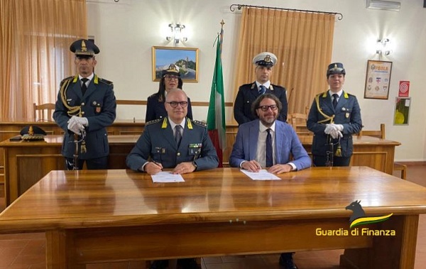 firma protocollo comune paola - guardia di finanza