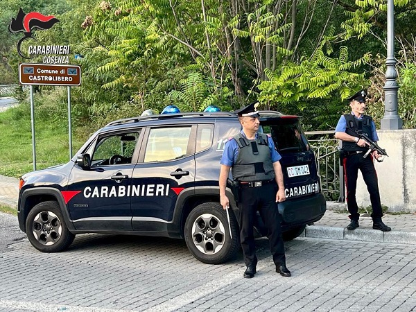 carabinieri castrolibero