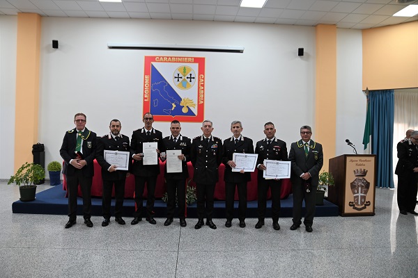 cerimonia benemerenza carabinieri calabria