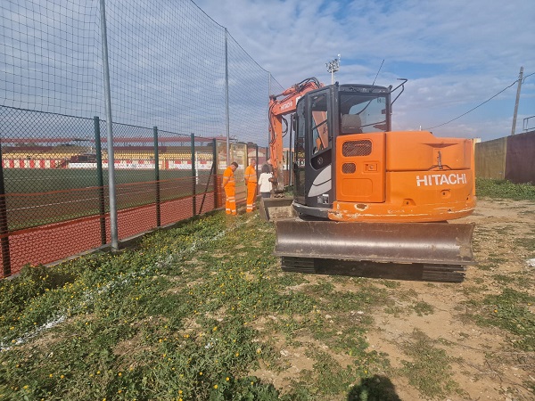 lavori stadio sant'antonio - isola capo rizzuto