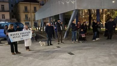 flash mob violenza donne - lamezia terme