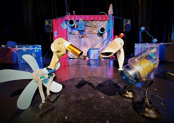 Ecomonsters puppet show - allegria festival