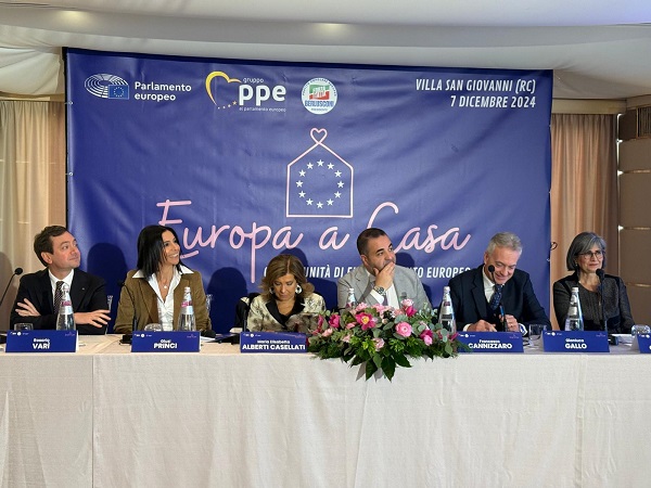 Presentazione Europa a casa - giusi princi