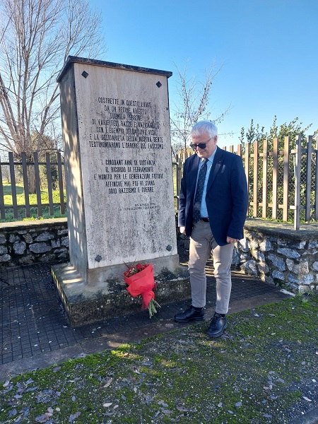 Gianfranco Trotta -  visita campo di Ferramonti Tarsia