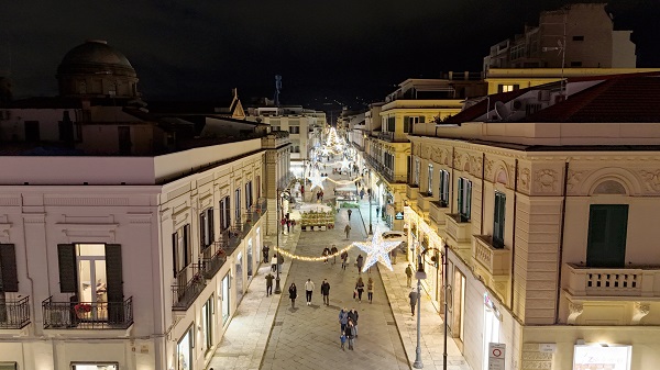 montaggio luminarie natale - reggio