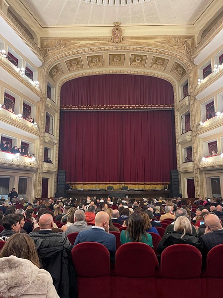 spettacolo “Freddie The Show Must Go On" - teatro cilea reggio