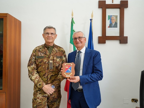 Castrese De Rosa - visita comando Militare Esercito Calabria