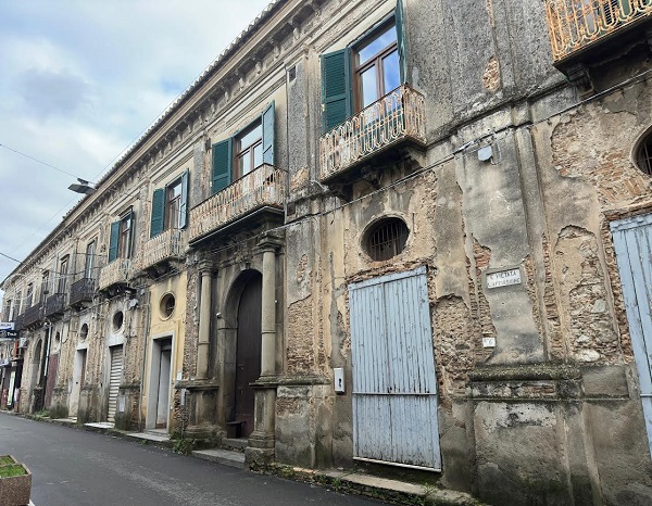 donazione palazzo Loschiavo - taurianova