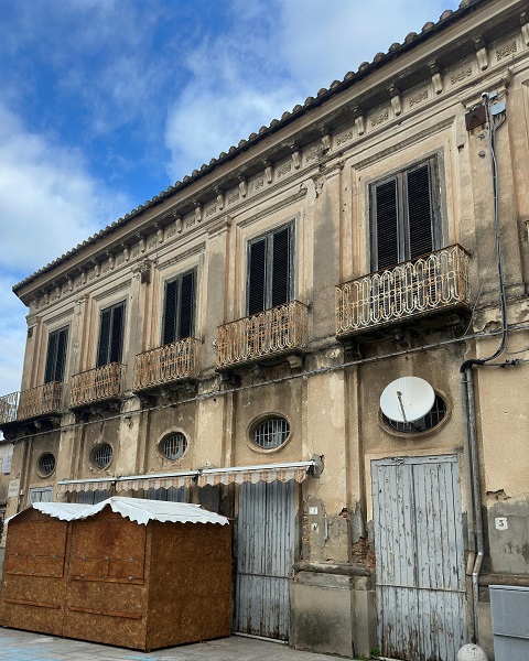 donazione palazzo Loschiavo - taurianova