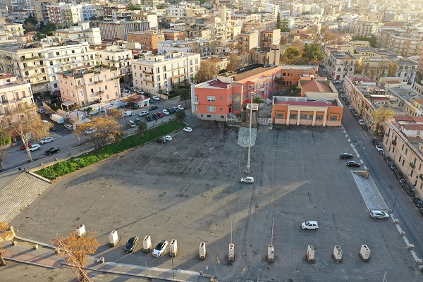 piazza del popolo reggio