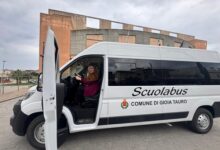 nuovo scuolabus gioia tauro