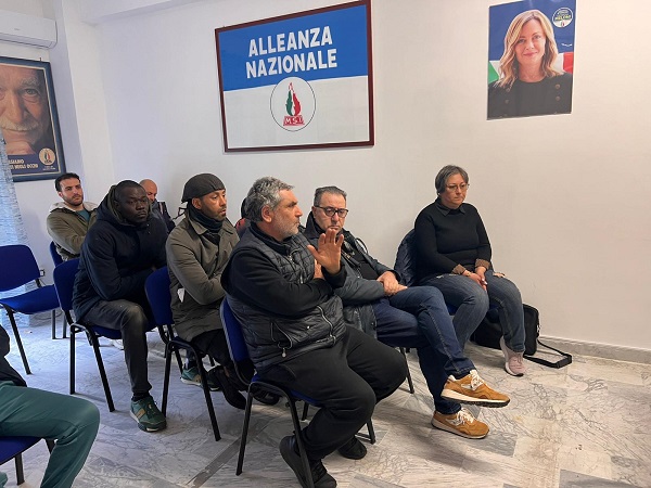 incontro fratelli d'italia - commercianti piazza del popolo reggio