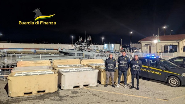 sequestro guardia di finanza reggio