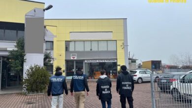 polizia di stato - guardia di finanza reggio emilia