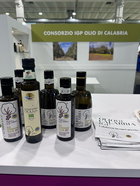 Consorzio Olio di Calabria IGP - Olio Capitale