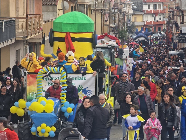 carnevale isola capo rizzuto