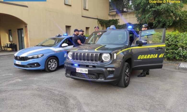 polizia di stato - guardia di finanza reggio emilia